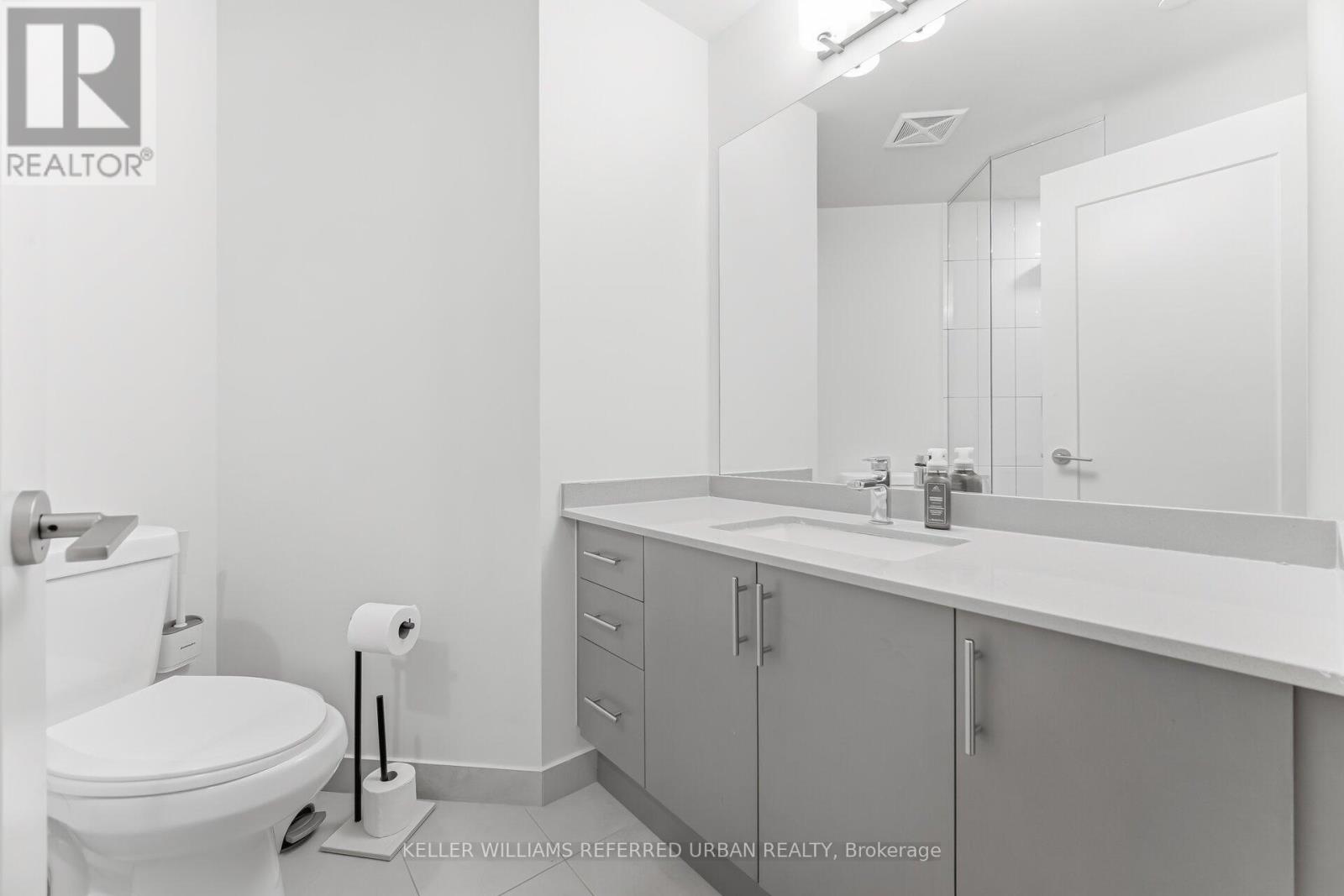 1115 - 9000 Jane Street, Vaughan, Ontario L4K 0M6 - Photo 14 - N12827590