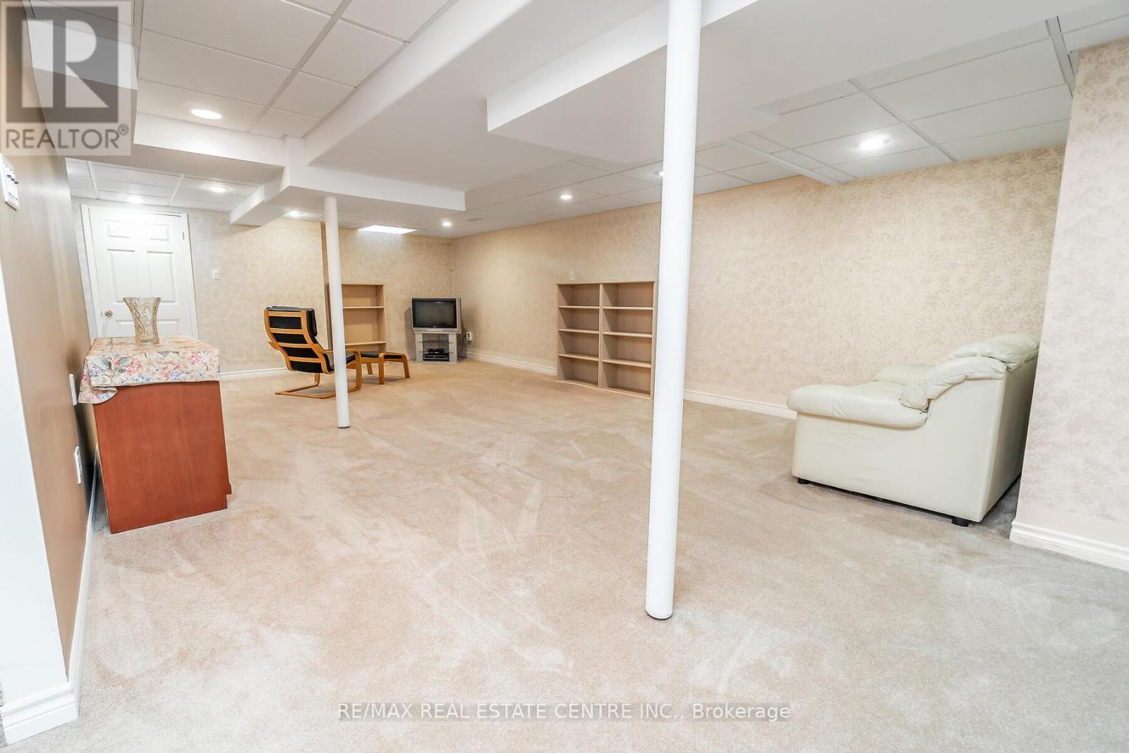 7 Curry Crescent, Halton Hills (Georgetown), Ontario  L7G 5L4 - Photo 30 - W12800518