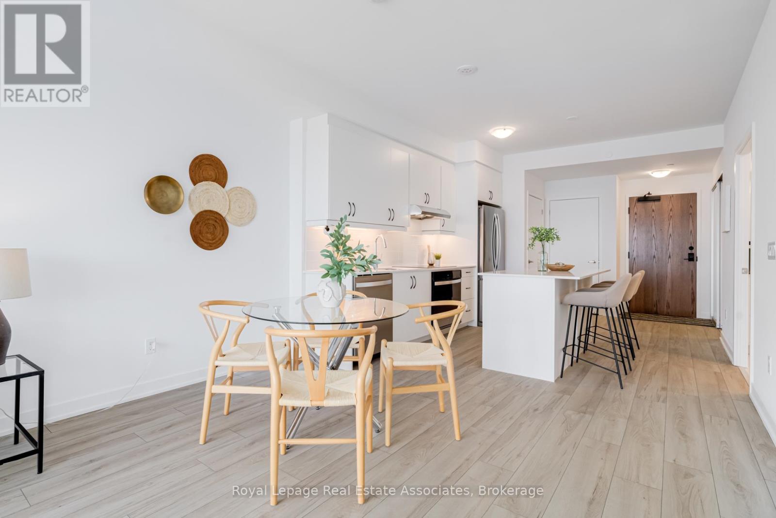 1004 - 1035 Southdown Road, Mississauga, Ontario  L5J 0A3 - Photo 11 - W12827516