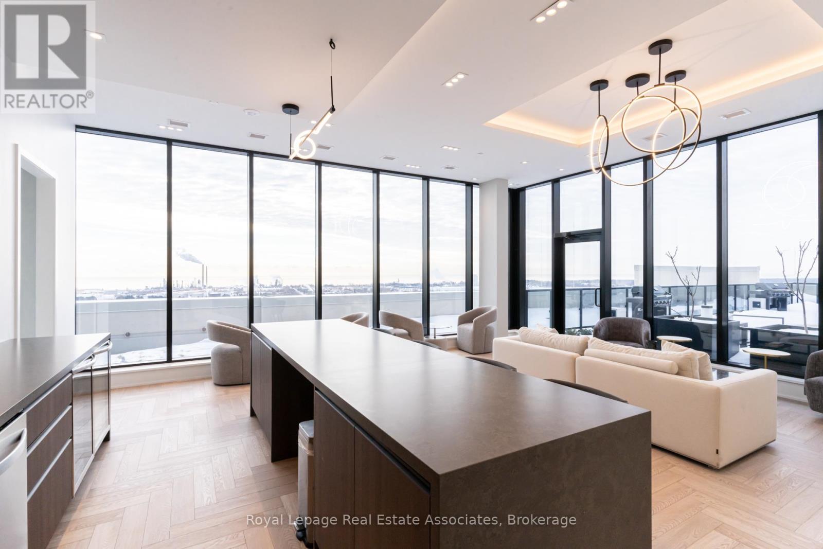 1004 - 1035 Southdown Road, Mississauga, Ontario  L5J 0A3 - Photo 27 - W12827516