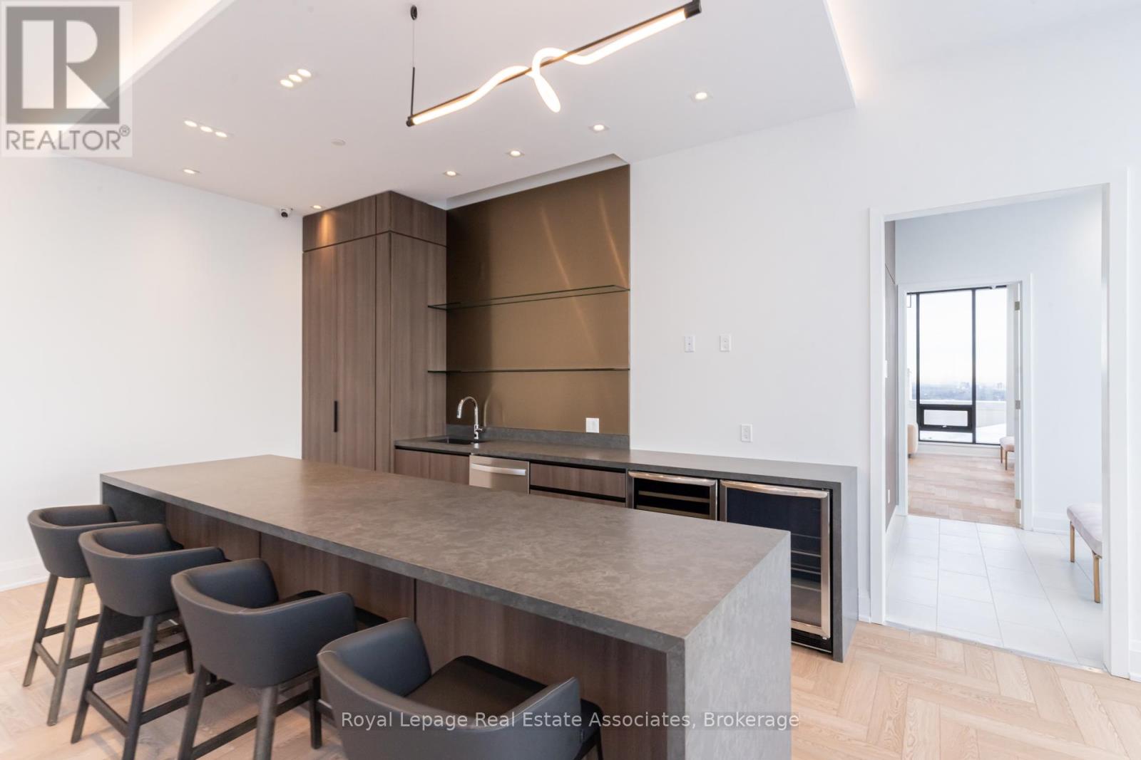 1004 - 1035 Southdown Road, Mississauga, Ontario  L5J 0A3 - Photo 28 - W12827516