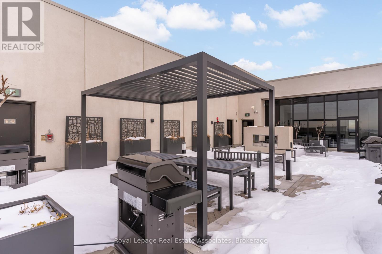 1004 - 1035 Southdown Road, Mississauga, Ontario  L5J 0A3 - Photo 32 - W12827516