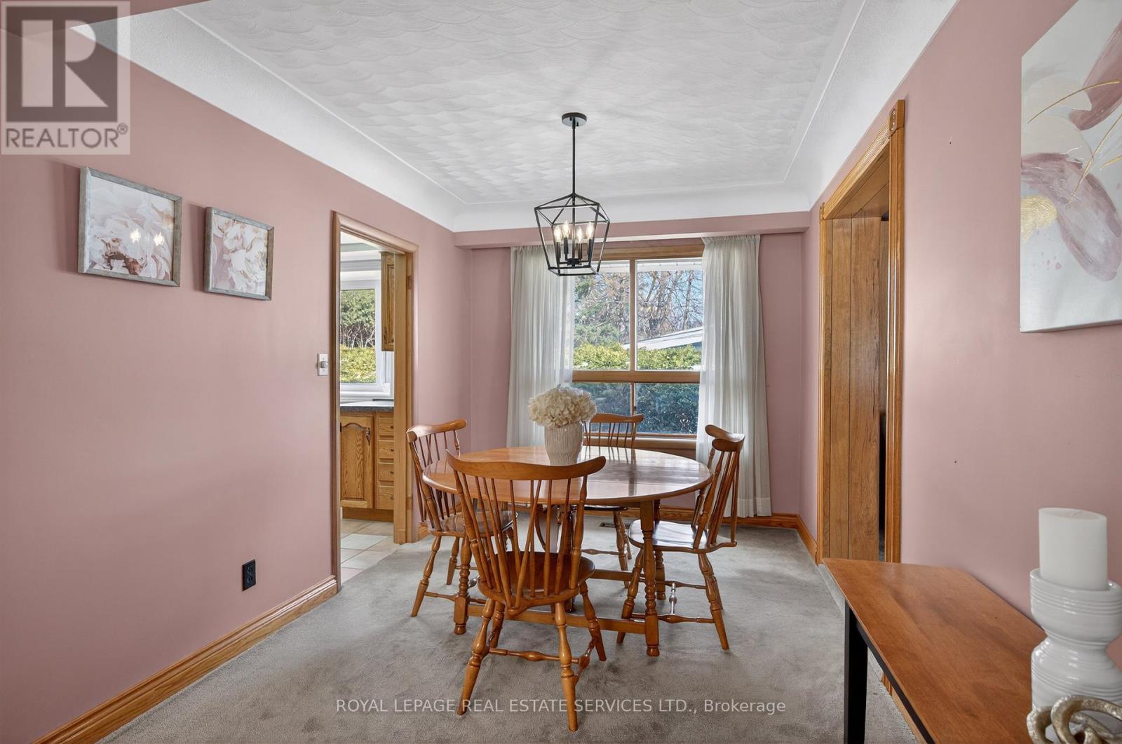 327 Strathcona Drive, Burlington, Ontario  L7L 2E2 - Photo 13 - W12827526