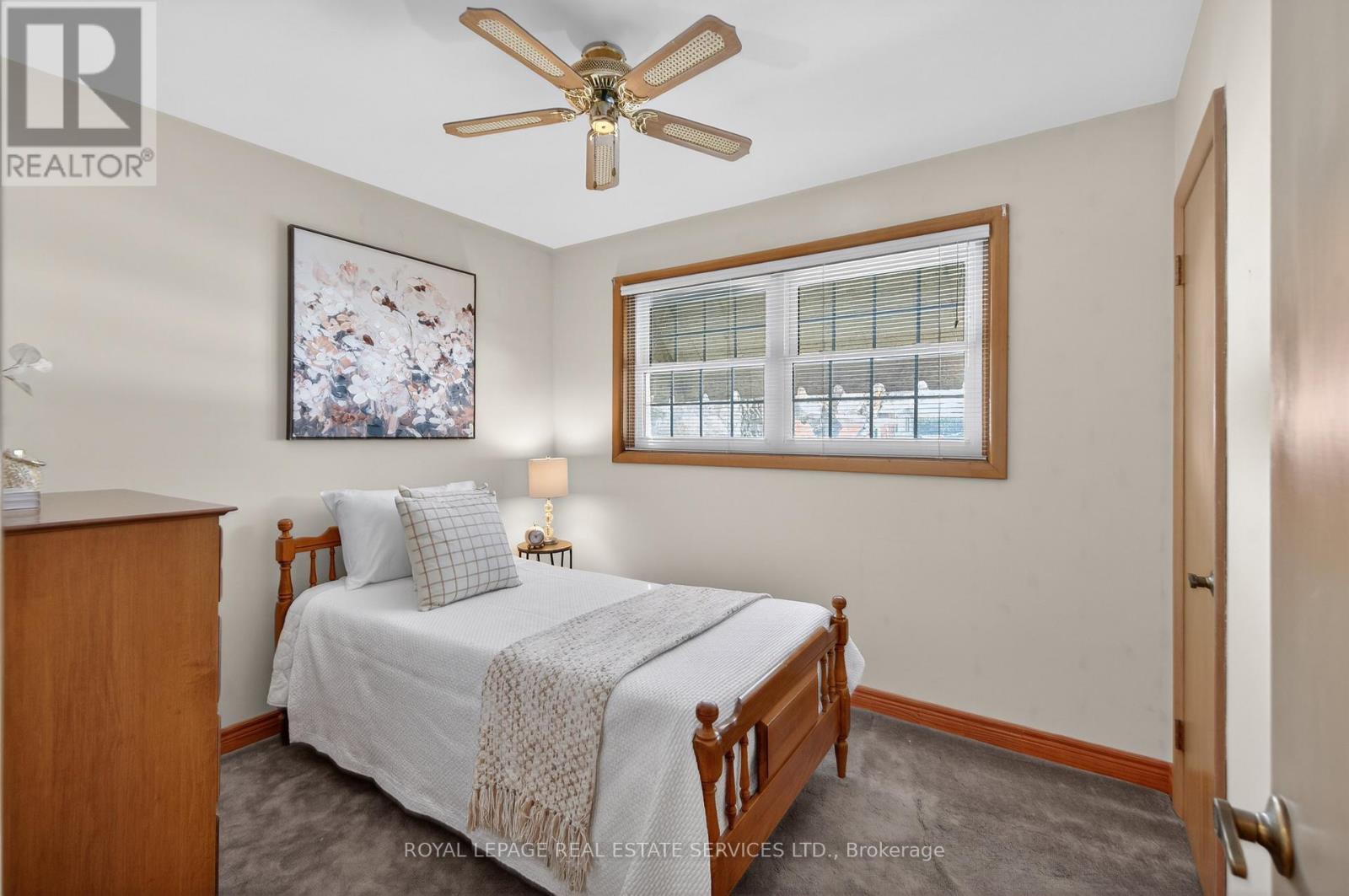 327 Strathcona Drive, Burlington, Ontario  L7L 2E2 - Photo 33 - W12827526