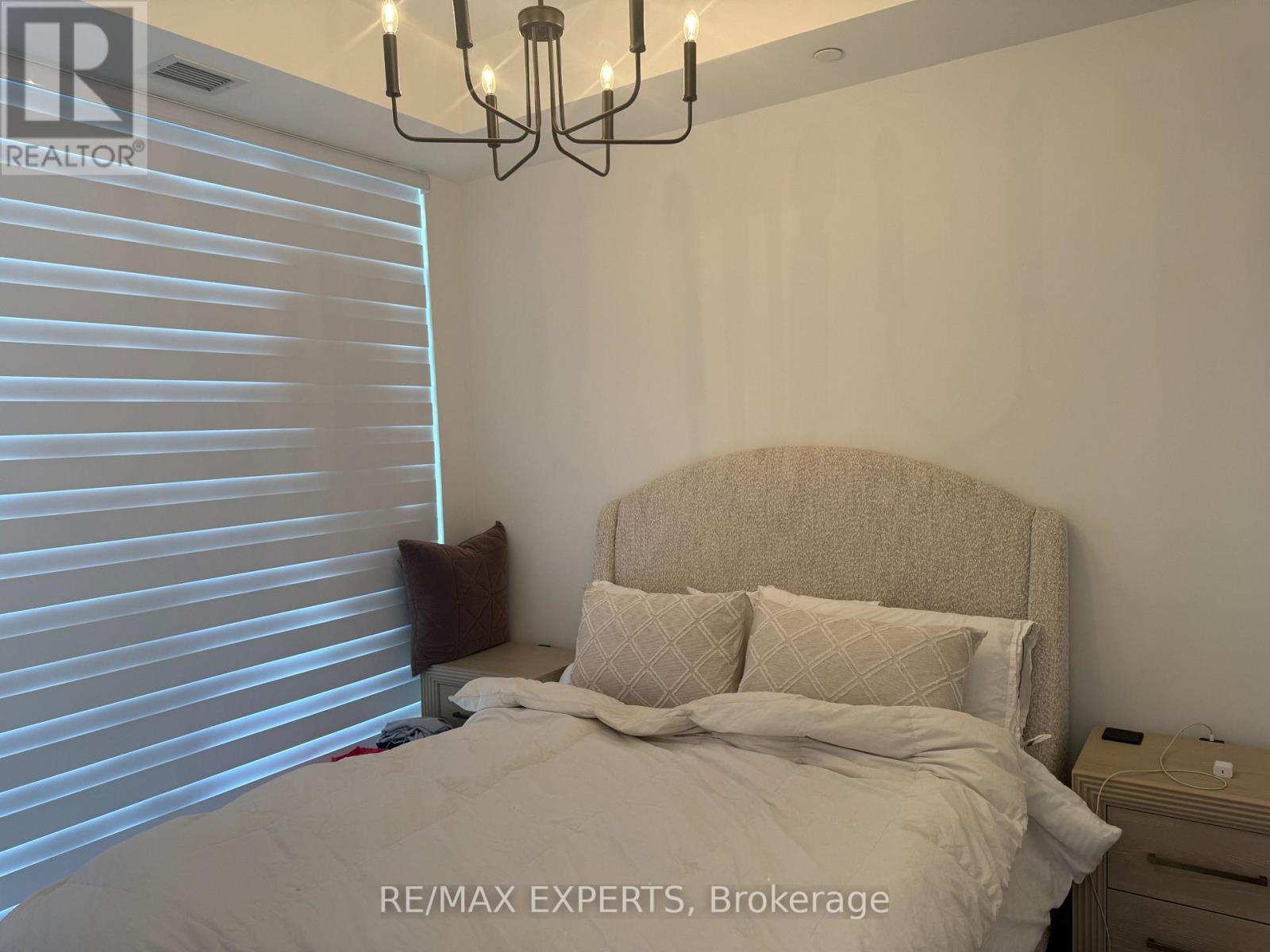 806 - 760 Whitlock Avenue, Milton, Ontario  L9E 2B3 - Photo 11 - W12827532