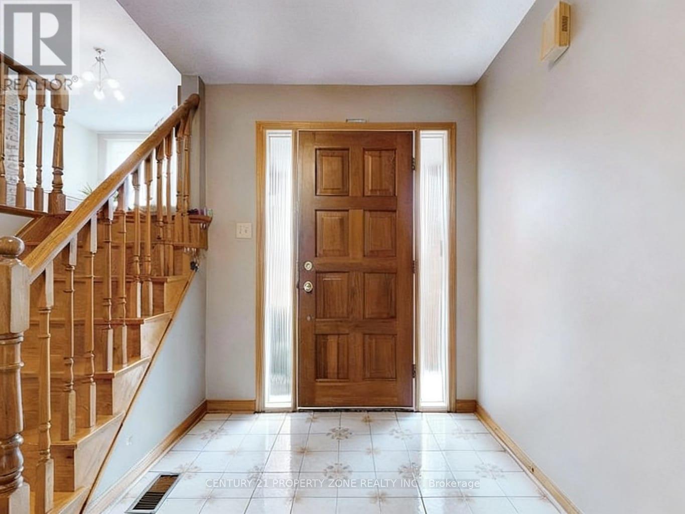 129 Chalfield Lane, Mississauga, Ontario  L6Z 1K8 - Photo 13 - W12827576