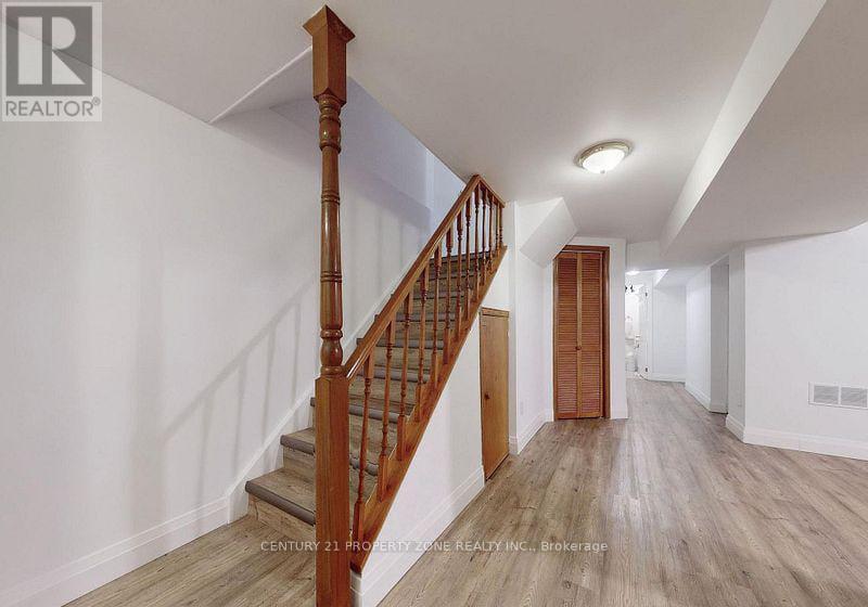 129 Chalfield Lane, Mississauga, Ontario  L6Z 1K8 - Photo 26 - W12827576