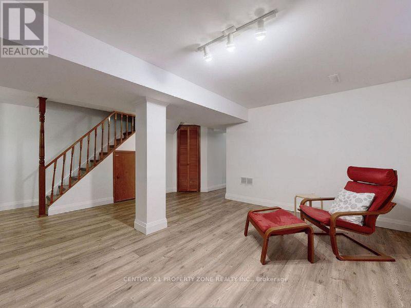 129 Chalfield Lane, Mississauga, Ontario  L6Z 1K8 - Photo 27 - W12827576