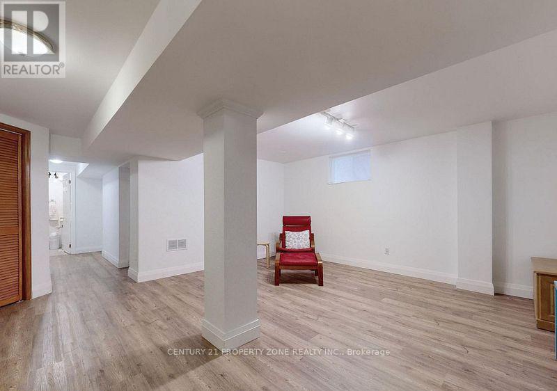 129 Chalfield Lane, Mississauga, Ontario  L6Z 1K8 - Photo 28 - W12827576