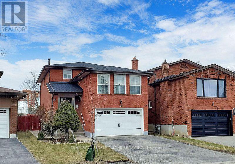 129 Chalfield Lane, Mississauga, Ontario  L6Z 1K8 - Photo 3 - W12827576