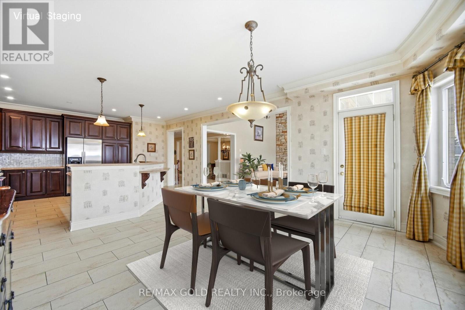 3 Valleycreek Drive, Brampton, Ontario  L6P 2C2 - Photo 8 - W12827580