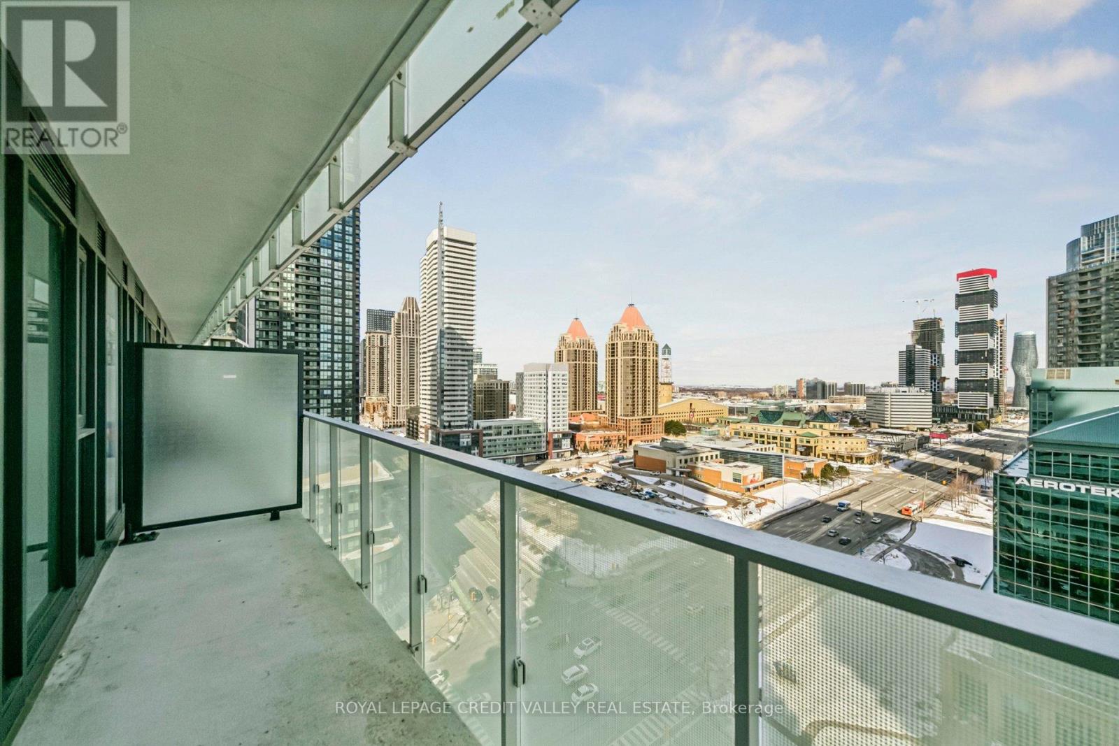 1413 - 3900 Confederation Parkway, Mississauga, Ontario L5B 0M3 - Photo 25 - W12827614