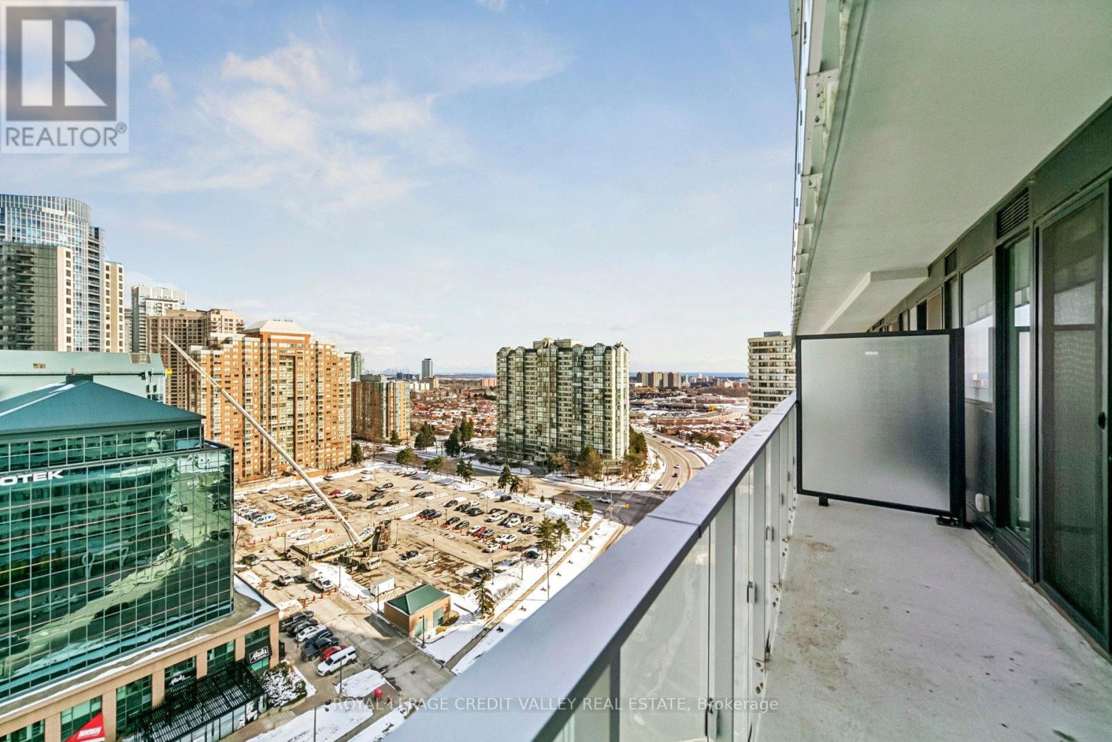 1413 - 3900 Confederation Parkway, Mississauga, Ontario L5B 0M3 - Photo 26 - W12827614