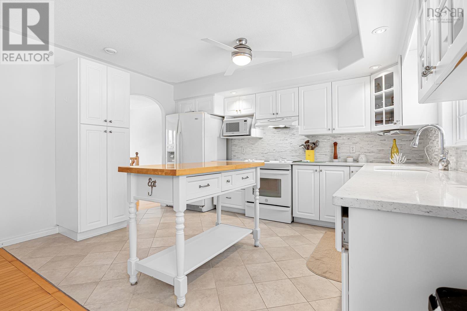 32 Falcon Crest Court, Middle Sackville, Nova Scotia  B4E 3B1 - Photo 31 - 202603516