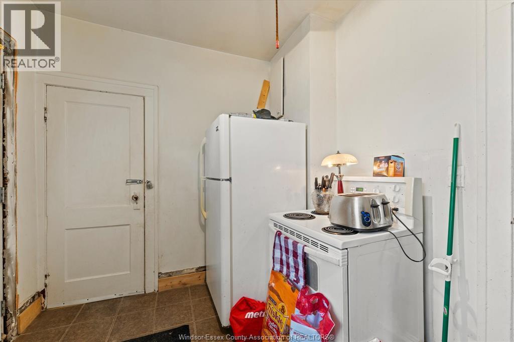 410 Caroline, Windsor, Ontario  N9A 6A6 - Photo 7 - 26004167