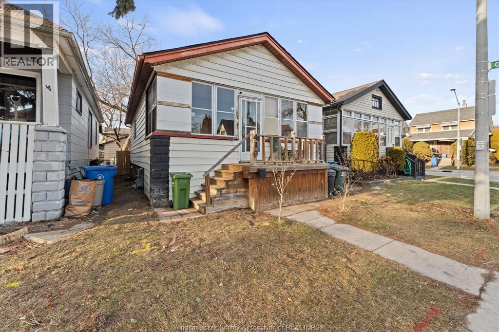 410 Caroline, Windsor, Ontario  N9A 6A6 - Photo 3 - 26004167