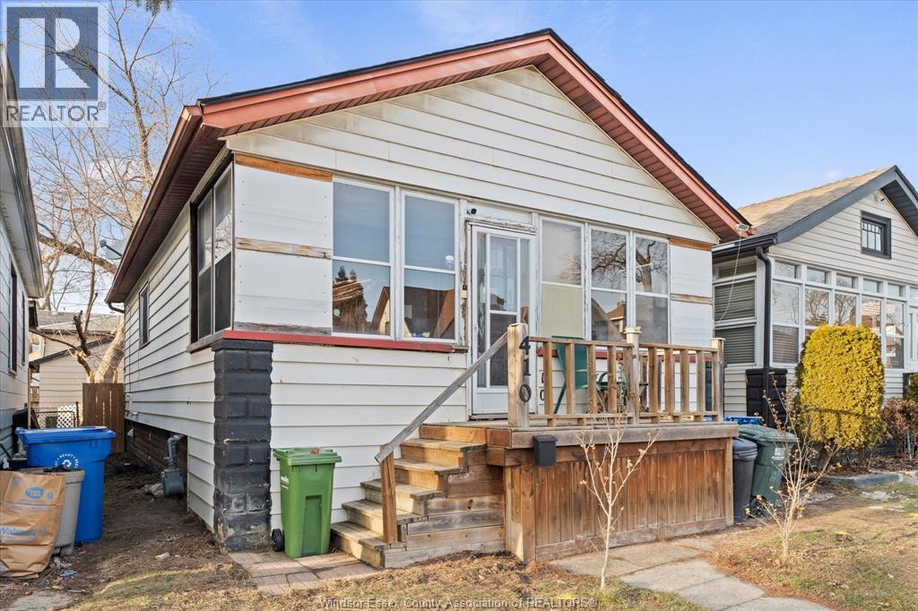 410 Caroline, Windsor, Ontario  N9A 6A6 - Photo 2 - 26004167