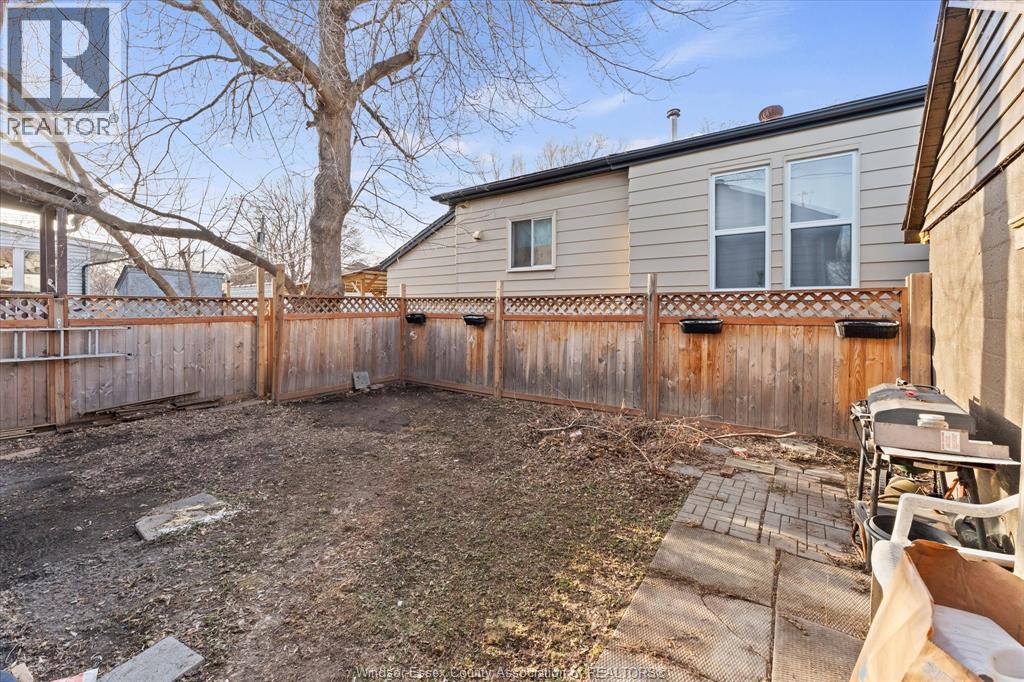 410 Caroline, Windsor, Ontario  N9A 6A6 - Photo 25 - 26004167