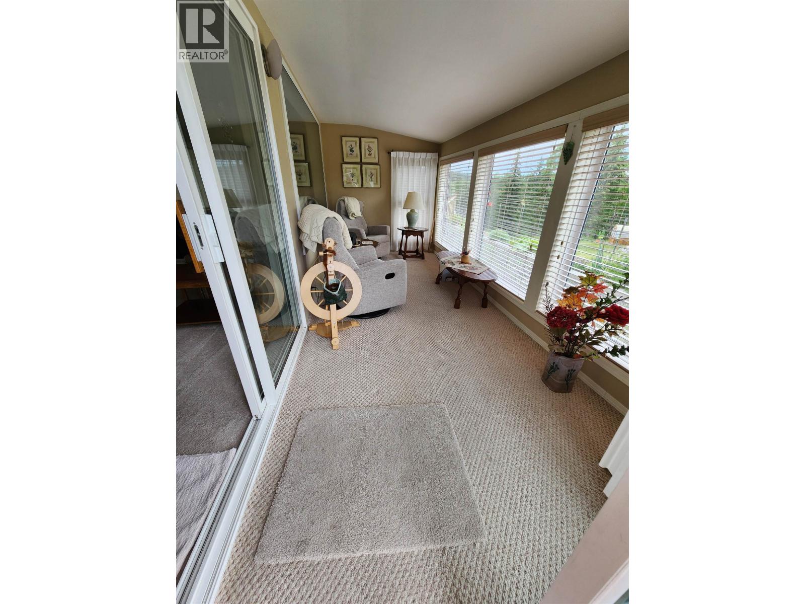 5207 Kallum Drive, 108 Mile Ranch, British Columbia  V0K 2Z0 - Photo 10 - R3093791