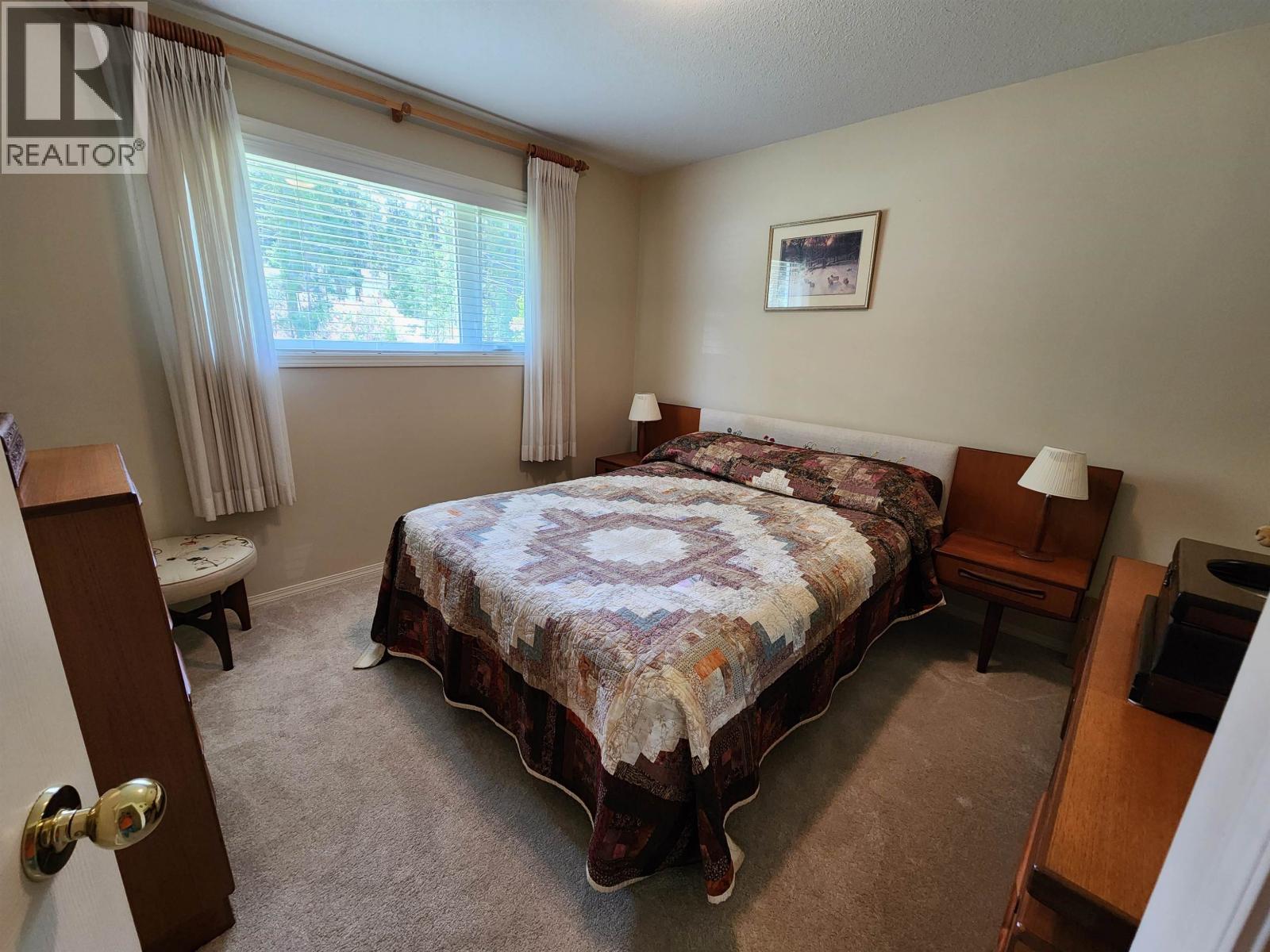 5207 Kallum Drive, 108 Mile Ranch, British Columbia  V0K 2Z0 - Photo 21 - R3093791