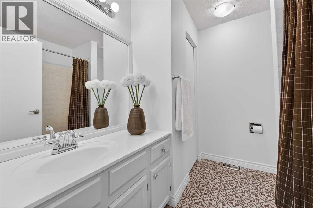 60 Sunmount Close Se, Calgary, Alberta  T2X 1V6 - Photo 20 - A2287255