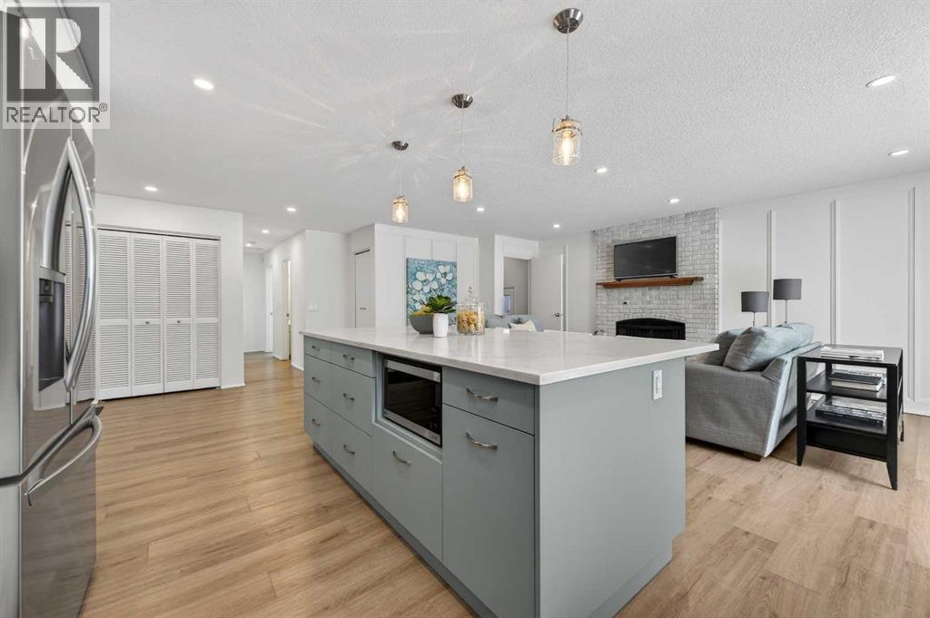 60 Sunmount Close Se, Calgary, Alberta  T2X 1V6 - Photo 9 - A2287255