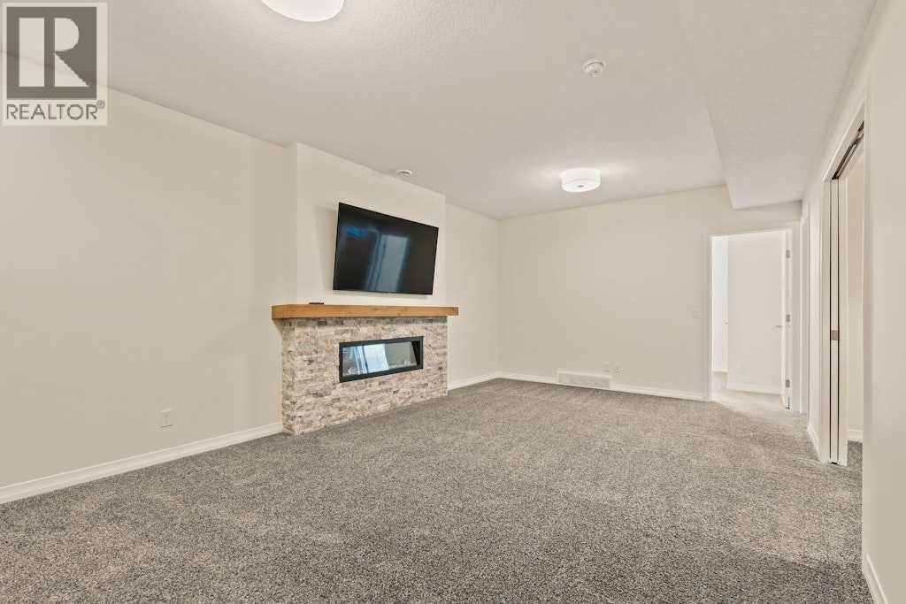 44 Riviera Court, Cochrane, Alberta  T4C 2V8 - Photo 27 - A2288522
