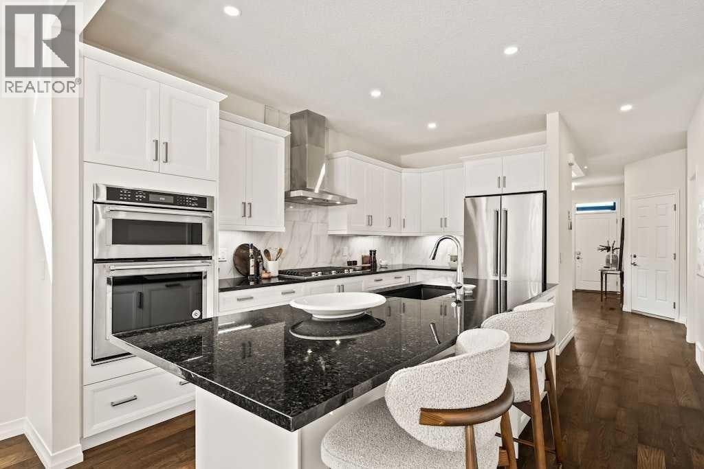 44 Riviera Court, Cochrane, Alberta  T4C 2V8 - Photo 10 - A2288522