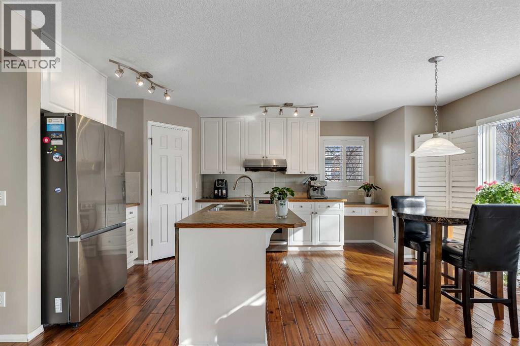 153 Harvest Grove Close Ne, Calgary, Alberta  T3K 4T7 - Photo 5 - A2289105