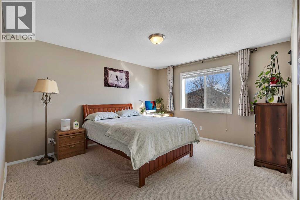 153 Harvest Grove Close Ne, Calgary, Alberta  T3K 4T7 - Photo 13 - A2289105