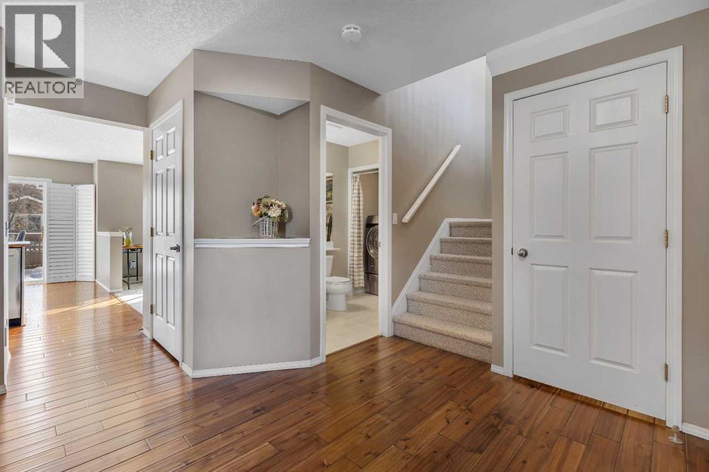 153 Harvest Grove Close Ne, Calgary, Alberta  T3K 4T7 - Photo 2 - A2289105
