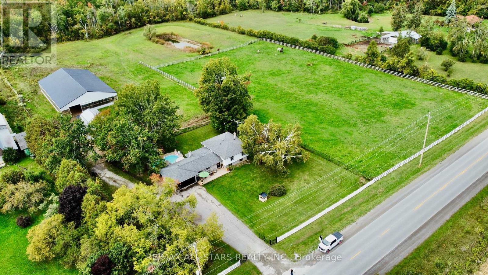 375 Ogemah Road, Kawartha Lakes, Ontario  K0M 2C0 - Photo 1 - X12827528