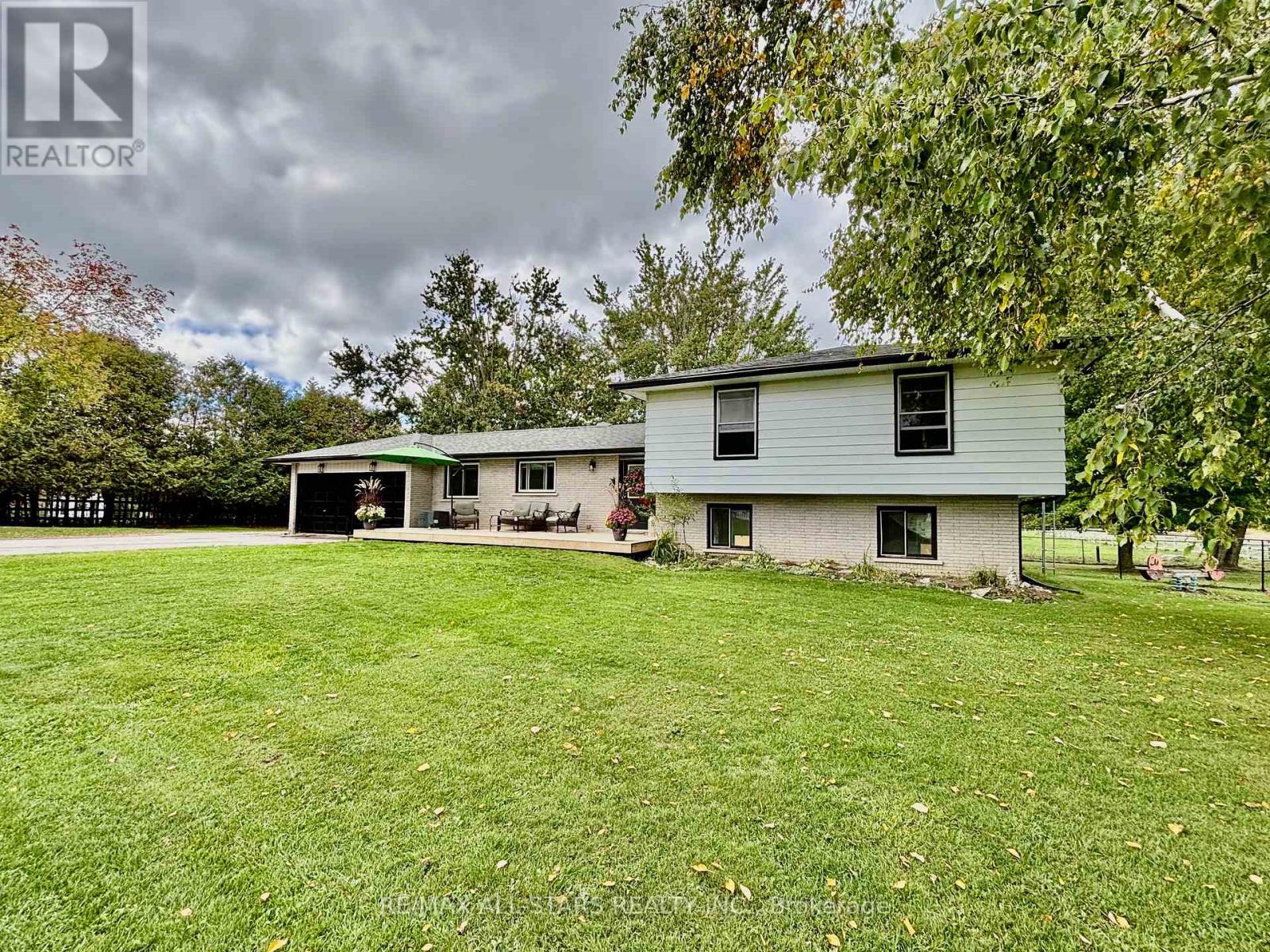 375 Ogemah Road, Kawartha Lakes, Ontario  K0M 2C0 - Photo 5 - X12827528