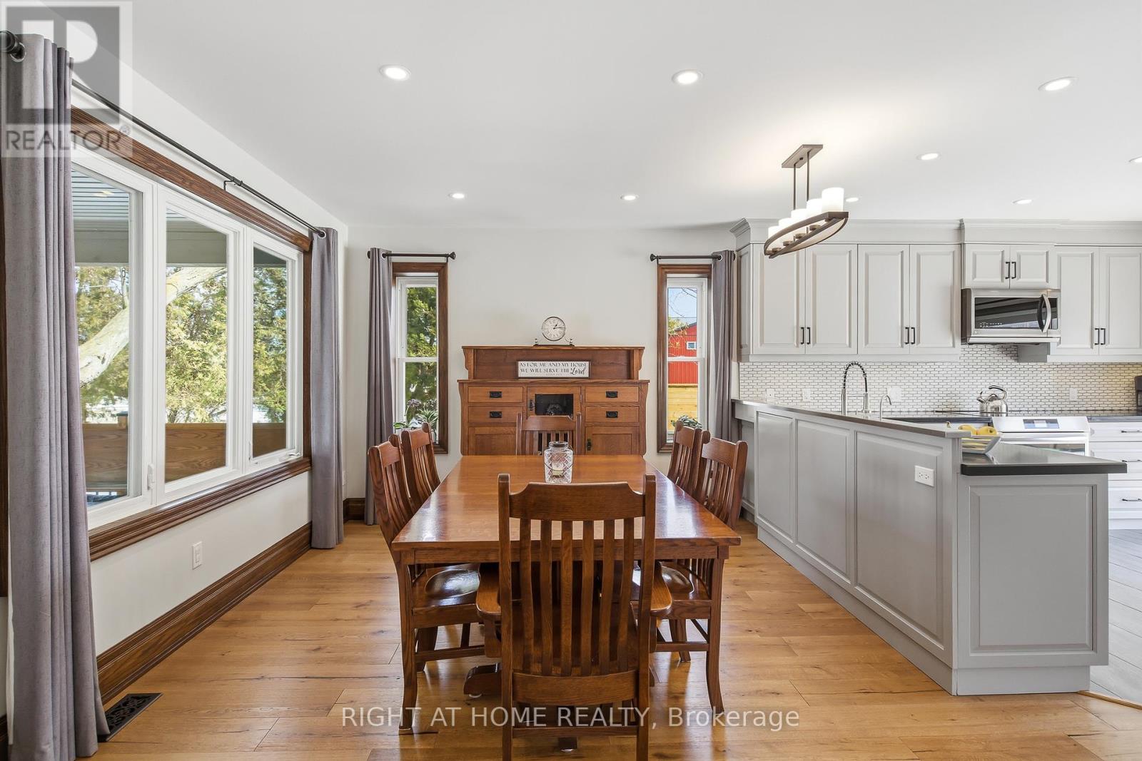 43 Scott Street, Niagara-On-The-Lake, Ontario  L0S 1J0 - Photo 14 - X12827608