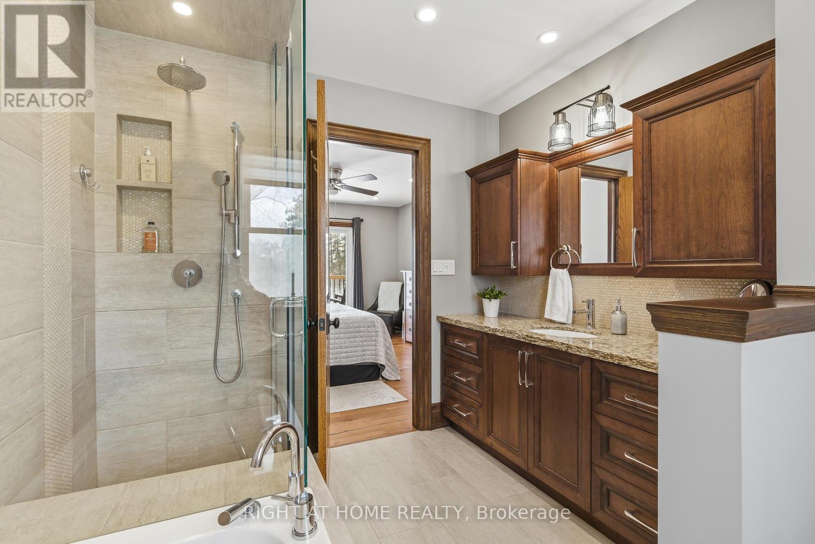 43 Scott Street, Niagara-On-The-Lake, Ontario  L0S 1J0 - Photo 31 - X12827608