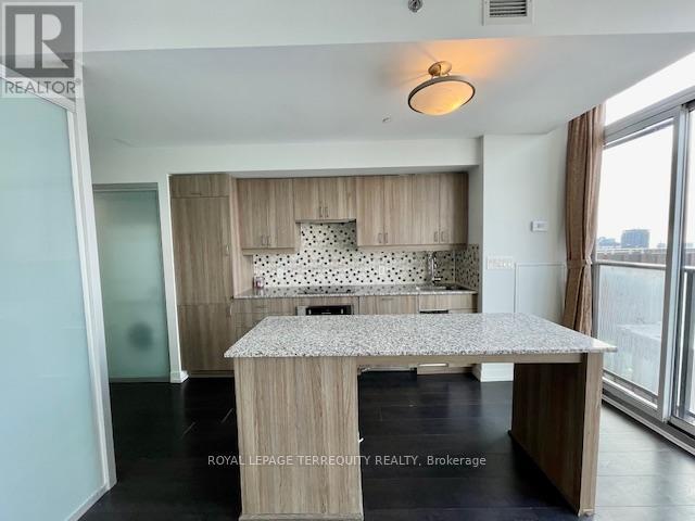 P101 - 426 University Avenue, Toronto, Ontario  M5G 1S9 - Photo 13 - C12681530