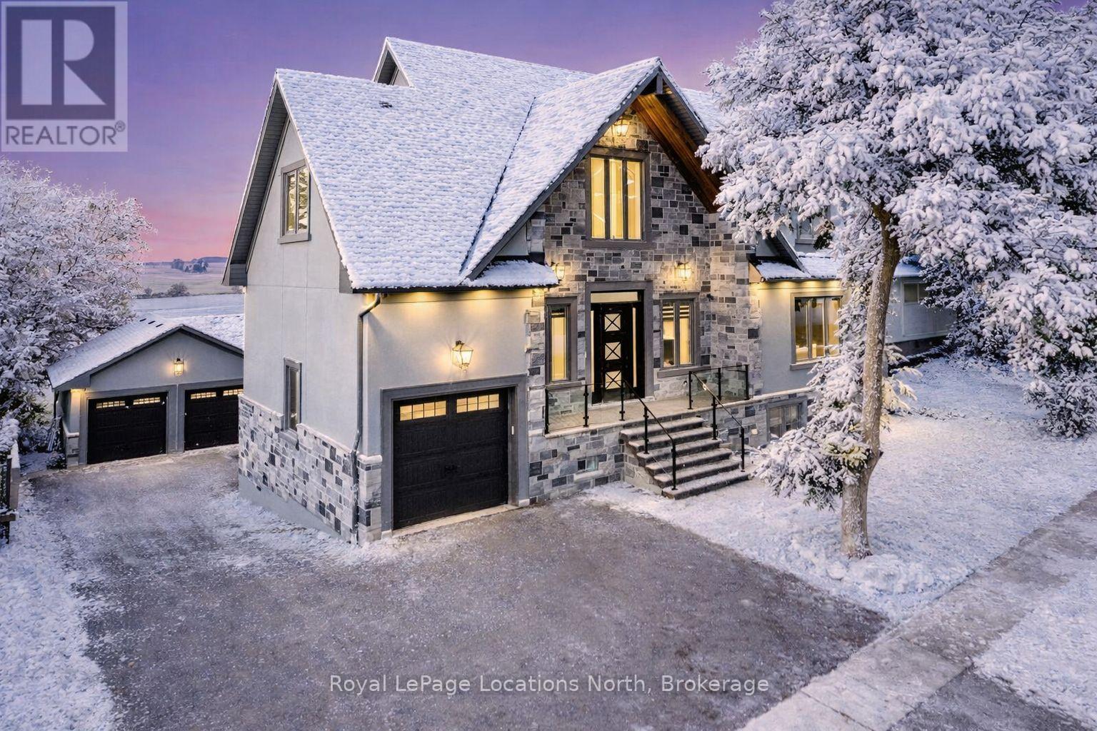 22 EAST JOHN STREET, innisfil (cookstown), Ontario