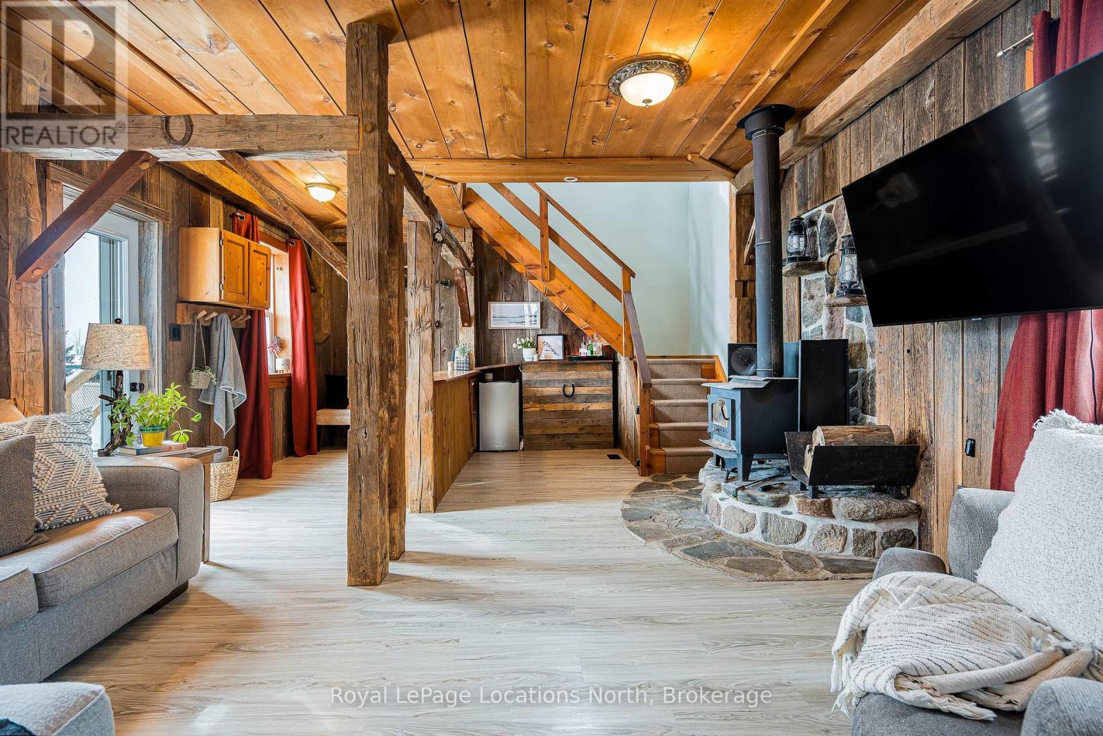 793952 124 Grey Road, Grey Highlands, Ontario  N0C 1M0 - Photo 12 - X12827646