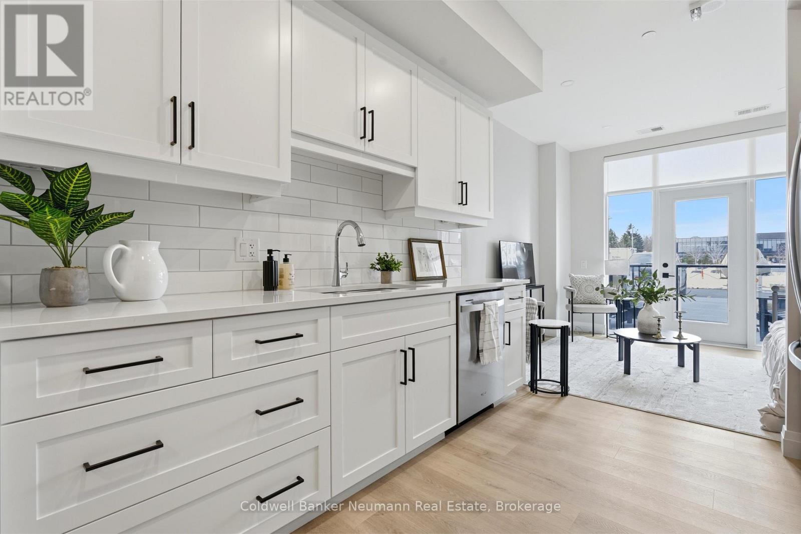 118 - 1882 GORDON STREET, Guelph, Ontario