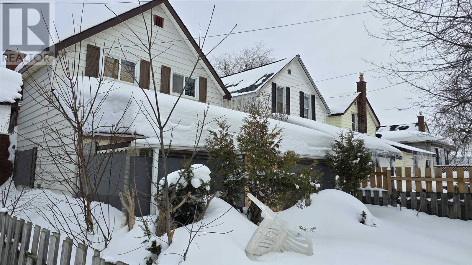 105 Albert St E, Sault Ste. Marie, Ontario  P6A 2J2 - Photo 5 - SM260375