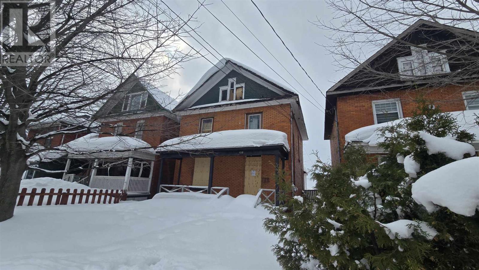 139 Albert St E, Sault Ste. Marie, Ontario  P6A 2J2 - Photo 2 - SM260376