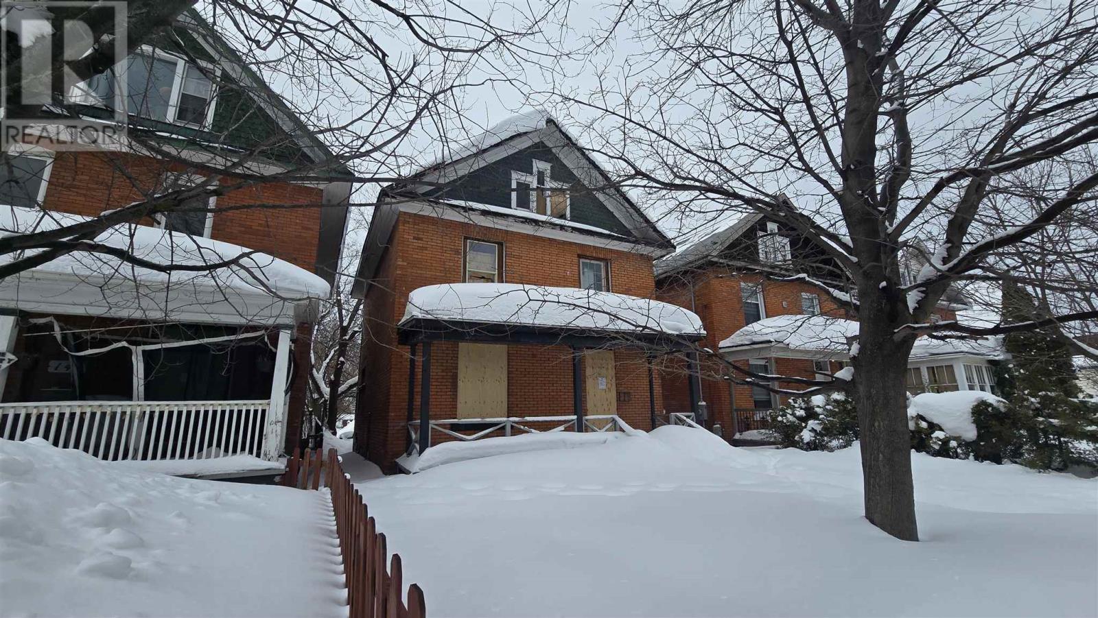 139 Albert St E, Sault Ste. Marie, Ontario  P6A 2J2 - Photo 3 - SM260376