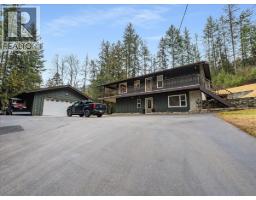 2162 Old Salmo Road, Fruitvale, British Columbia