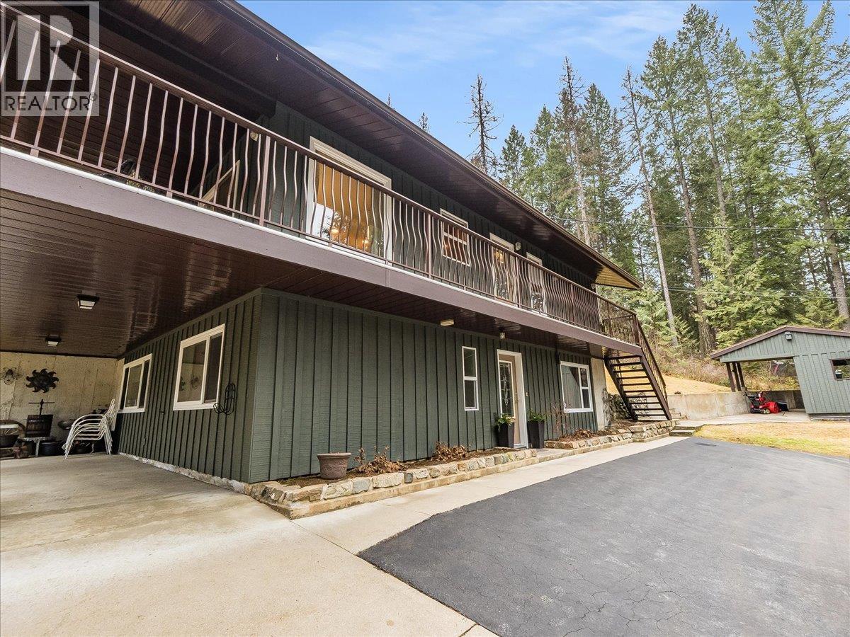 2162 Old Salmo Road, Fruitvale, British Columbia  V0G 1L1 - Photo 54 - 10376108