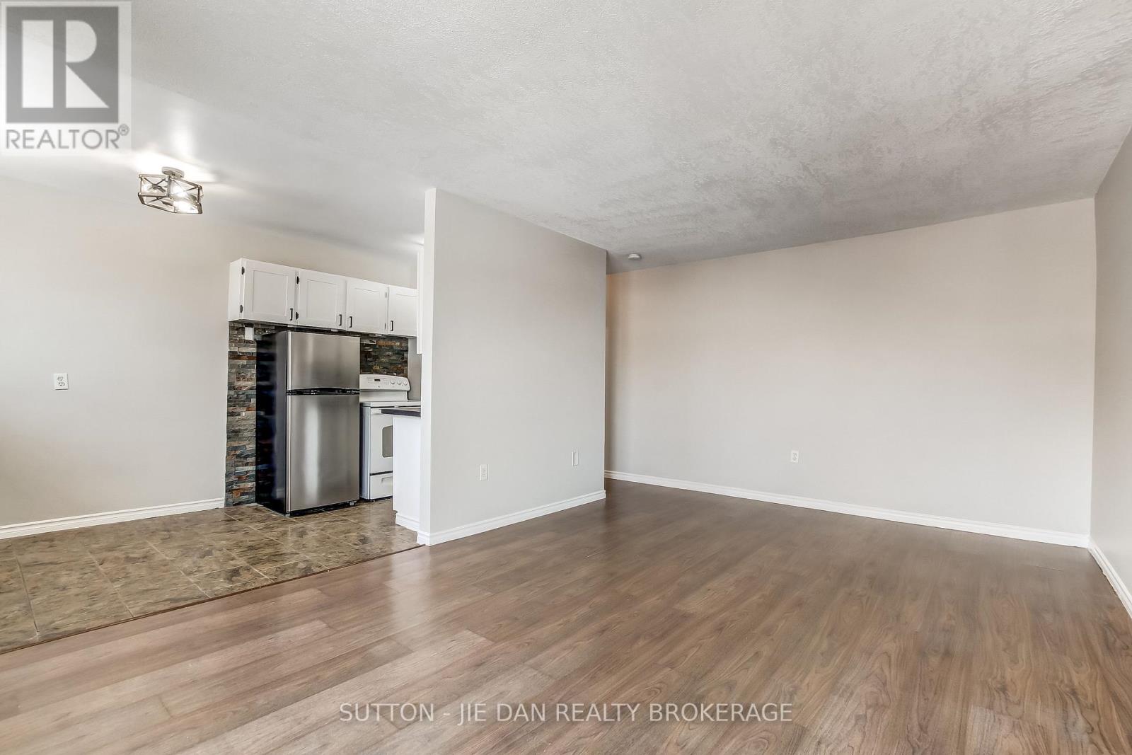 314 - 1830 Dumont Street, London East, Ontario  N5W 2S1 - Photo 7 - X12827660