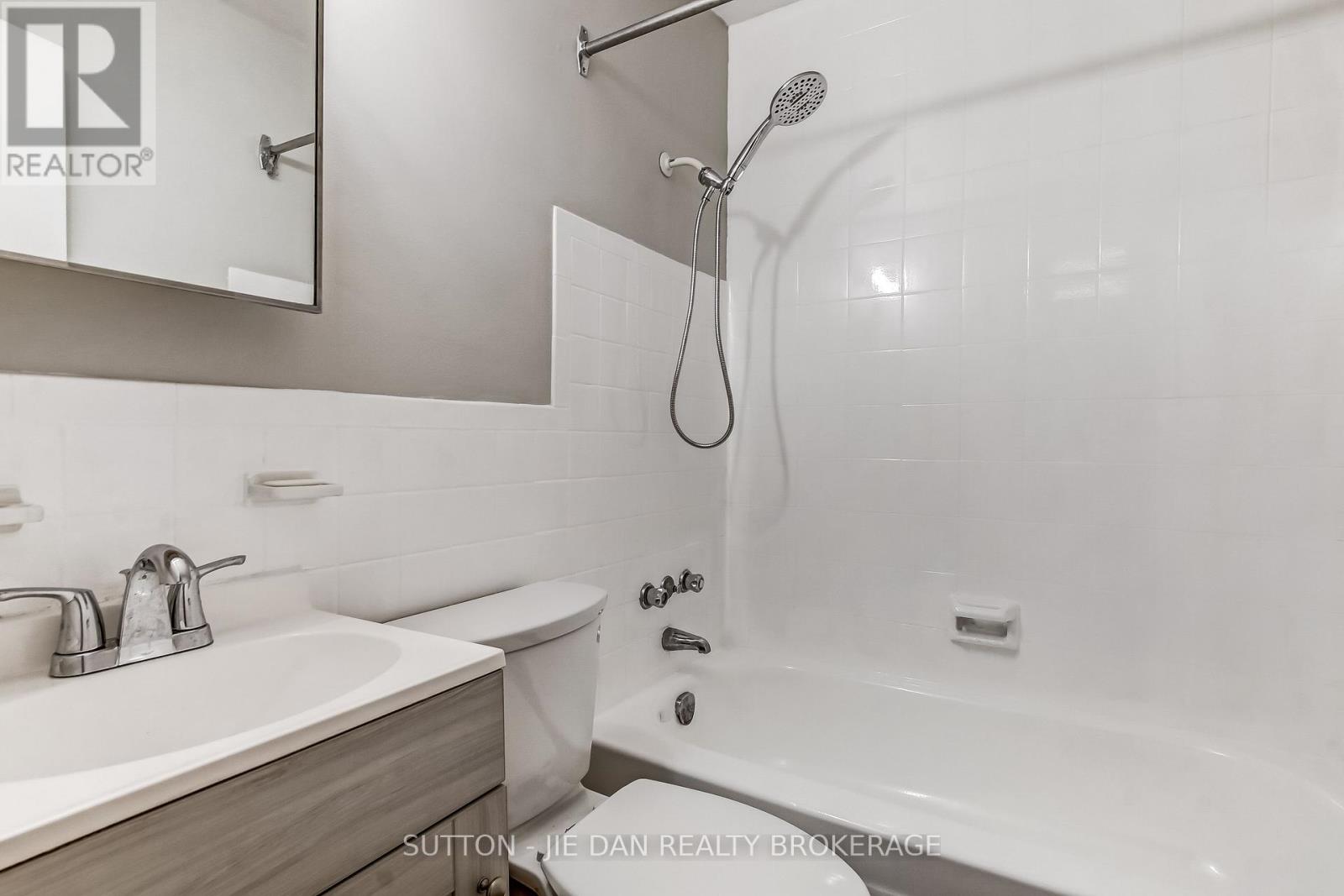 314 - 1830 Dumont Street, London East, Ontario  N5W 2S1 - Photo 9 - X12827660