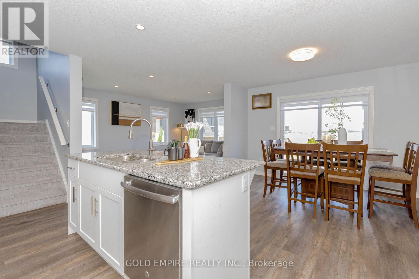 6 - 28 Minler Street, Ingersoll, Ontario  N5C 0C9 - Photo 13 - X12827782