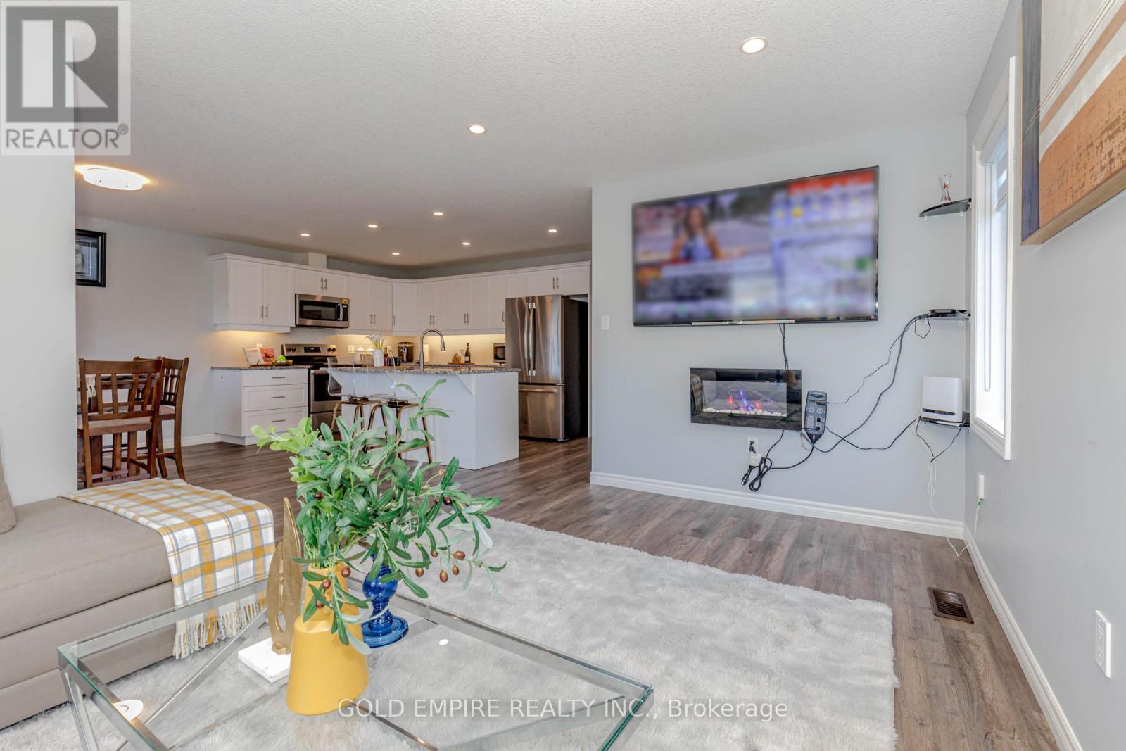 6 - 28 Minler Street, Ingersoll, Ontario  N5C 0C9 - Photo 19 - X12827782