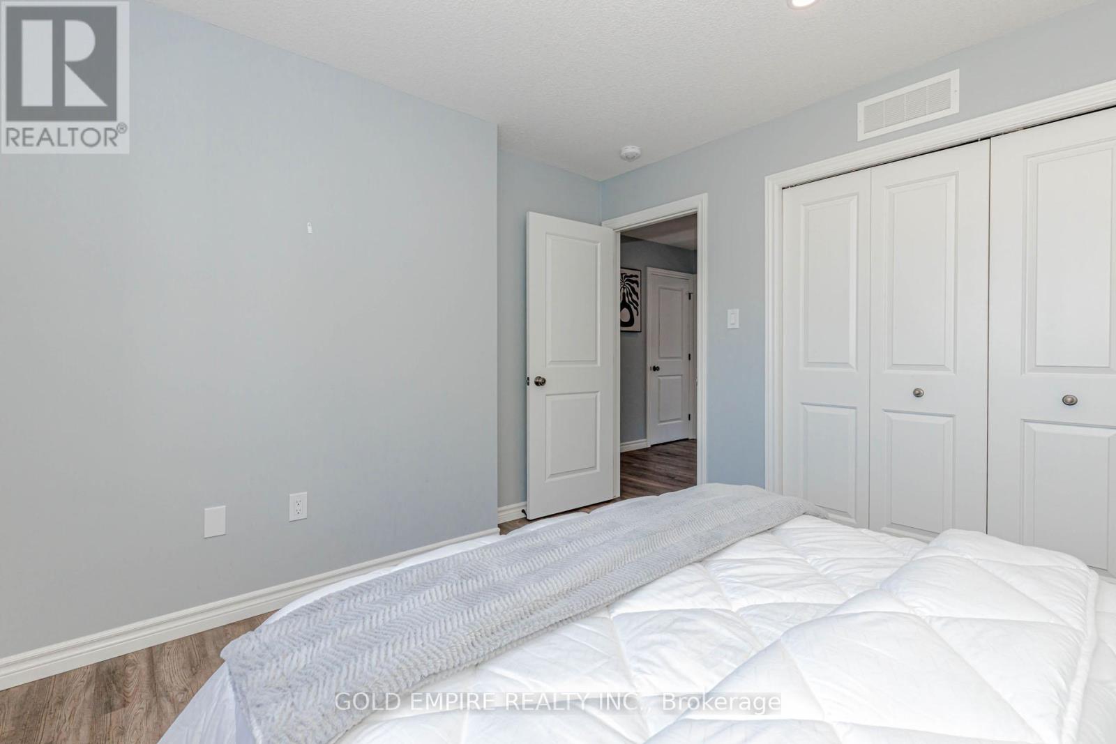 6 - 28 Minler Street, Ingersoll, Ontario  N5C 0C9 - Photo 34 - X12827782