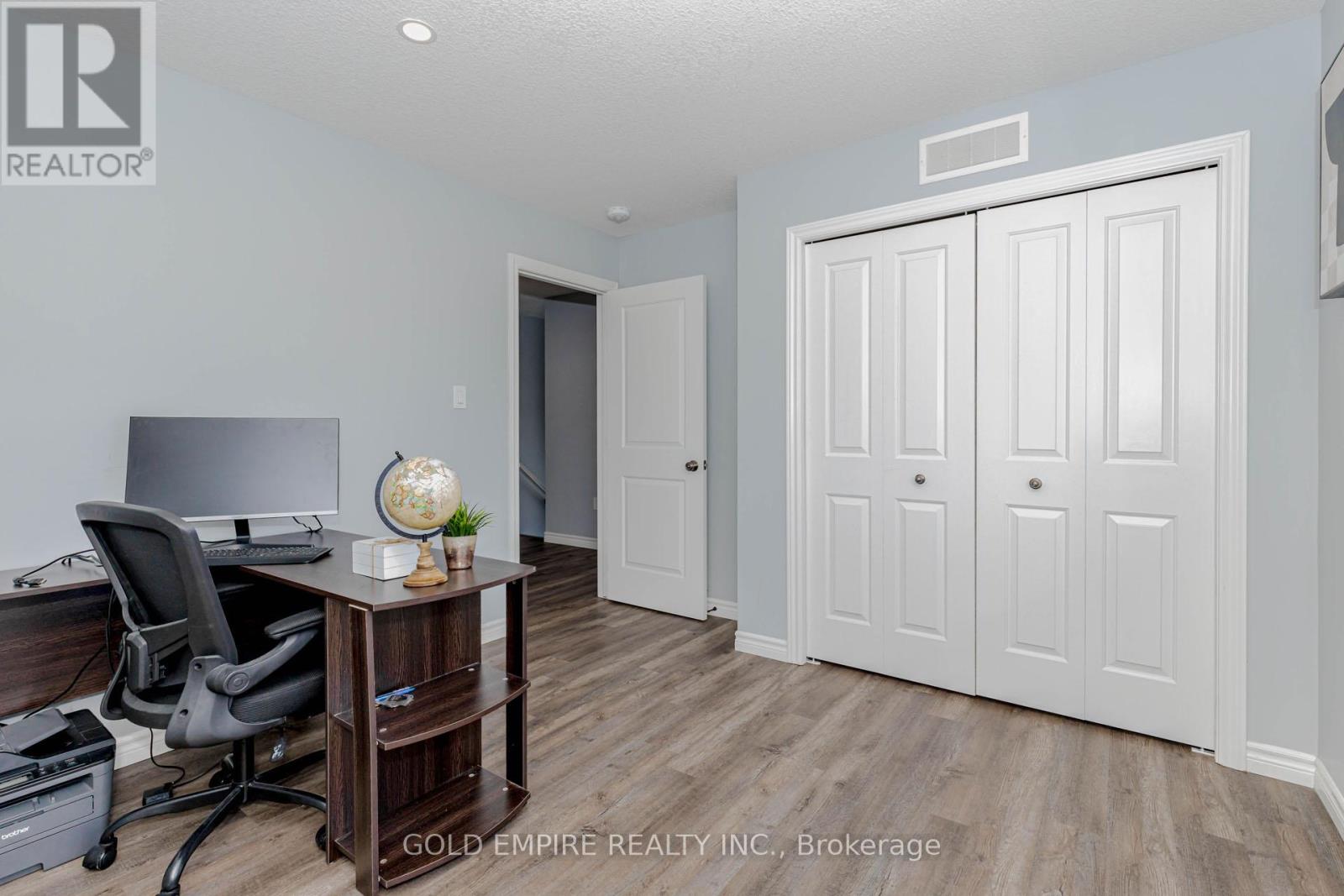 6 - 28 Minler Street, Ingersoll, Ontario  N5C 0C9 - Photo 39 - X12827782